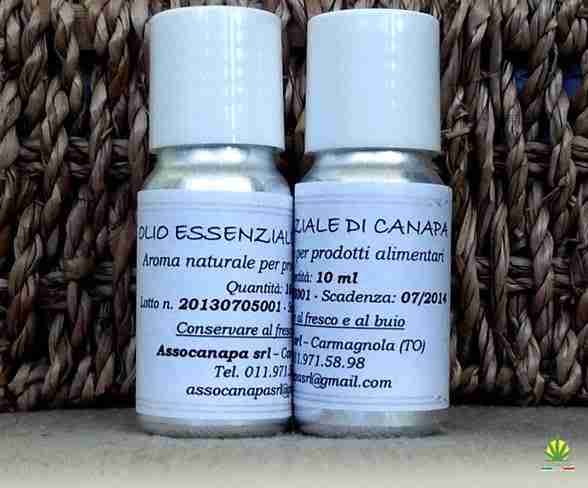 OLIO ESSENZIALE DI CANAPA